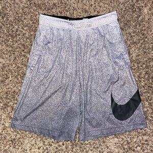 Nike athletic shorts size M